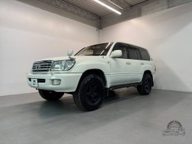 1999 Toyota Land Cruiser VX-L V8