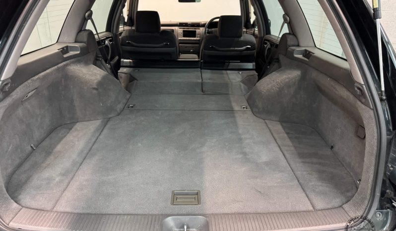2000 Toyota Crown Athlete Estate full