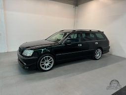 2000 Toyota Crown Athlete Estate full