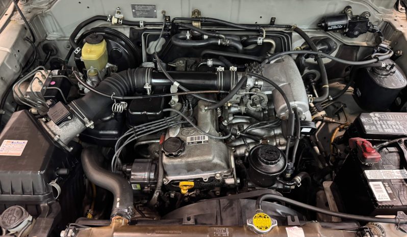 1999 Toyota Land Cruiser TX Limited full