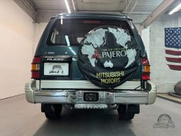 1991 Mitsubishi Pajero XP 5 Speed Manual full
