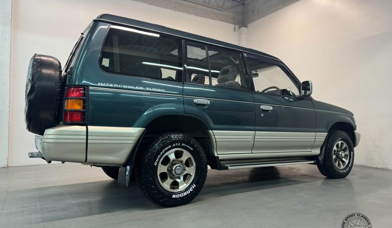 1991 Mitsubishi Pajero XP 5 Speed Manual full