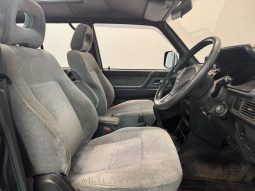 1991 Mitsubishi Pajero XP 5 Speed Manual full