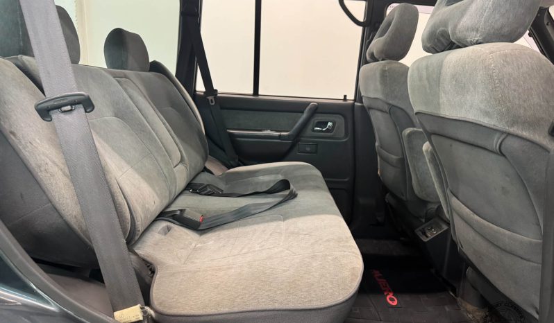1991 Mitsubishi Pajero XP 5 Speed Manual full