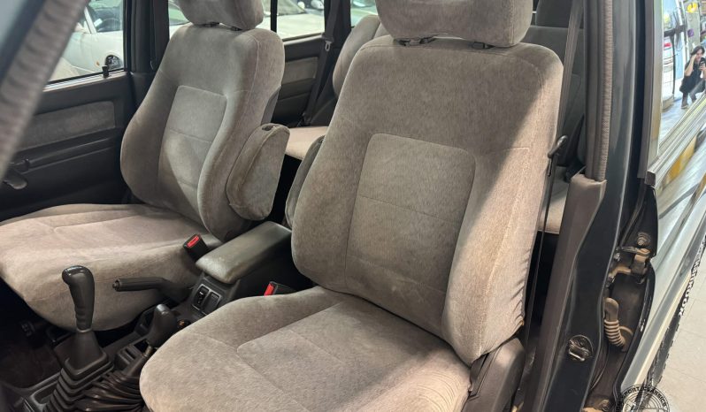 1991 Mitsubishi Pajero XP 5 Speed Manual full