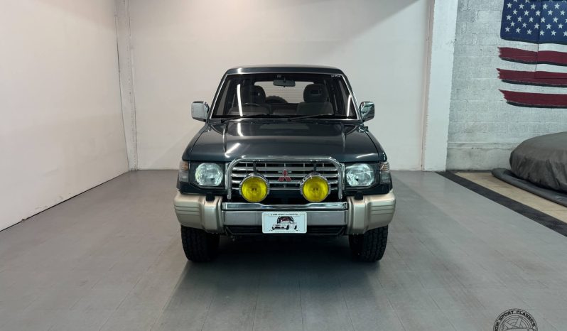 1991 Mitsubishi Pajero XP 5 Speed Manual full