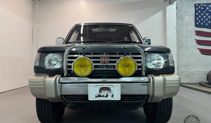 1991 Mitsubishi Pajero XP 5 Speed Manual full