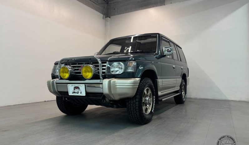 1991 Mitsubishi Pajero XP 5 Speed Manual full