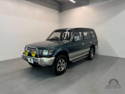1991 Mitsubishi Pajero XP 5 Speed Manual full