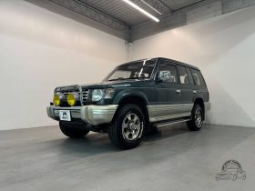 1991 Mitsubishi Pajero XP 5 Speed Manual