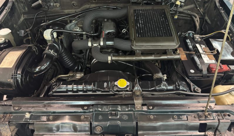 1991 Mitsubishi Pajero XP 5 Speed Manual full