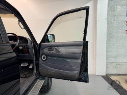 1992 Toyota Land Cruiser VX Limited full