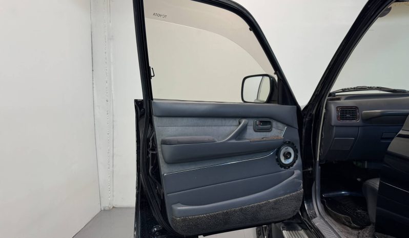 1992 Toyota Land Cruiser VX Limited full