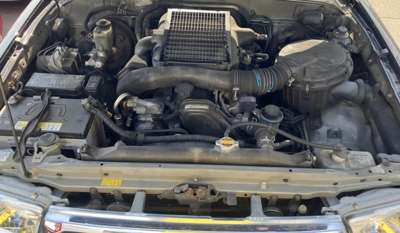 1999 Toyota Hilux Surf SSR-X V-Selection full