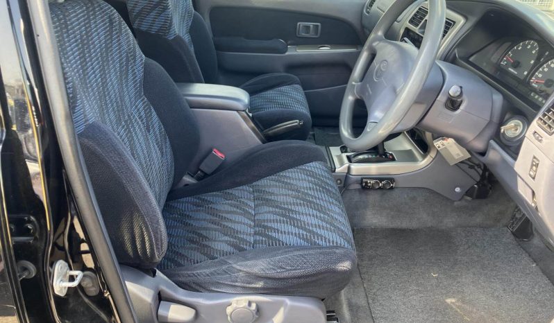 1999 Toyota Hilux Surf SSR-X V-Selection full