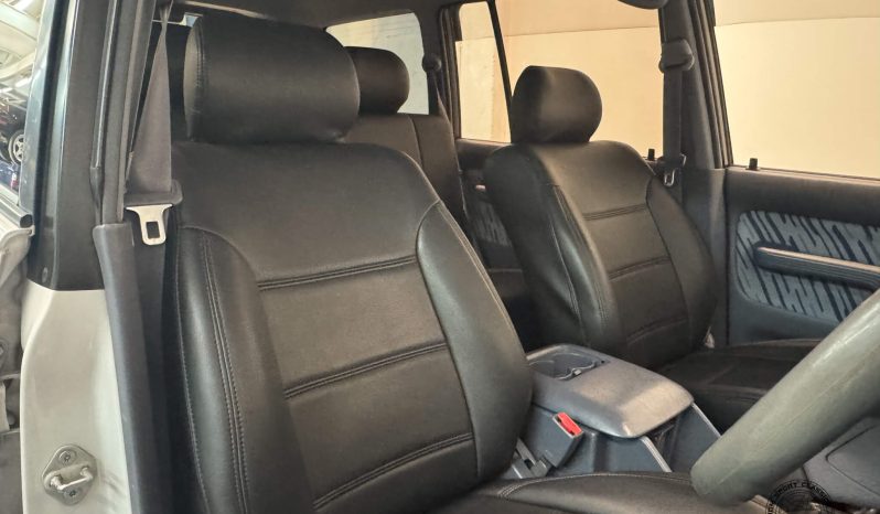 1998 Toyota Land Cruiser Prado TX full