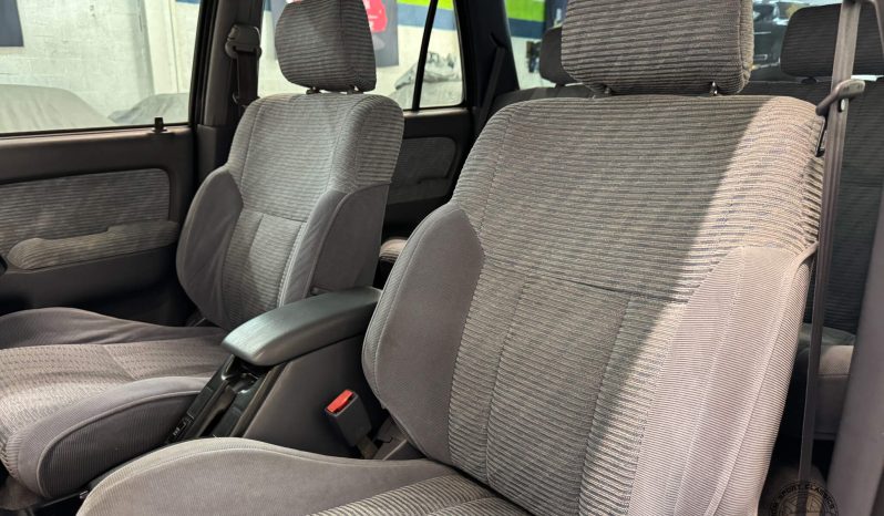 1996 Toyota Hilux Surf SSR-X full