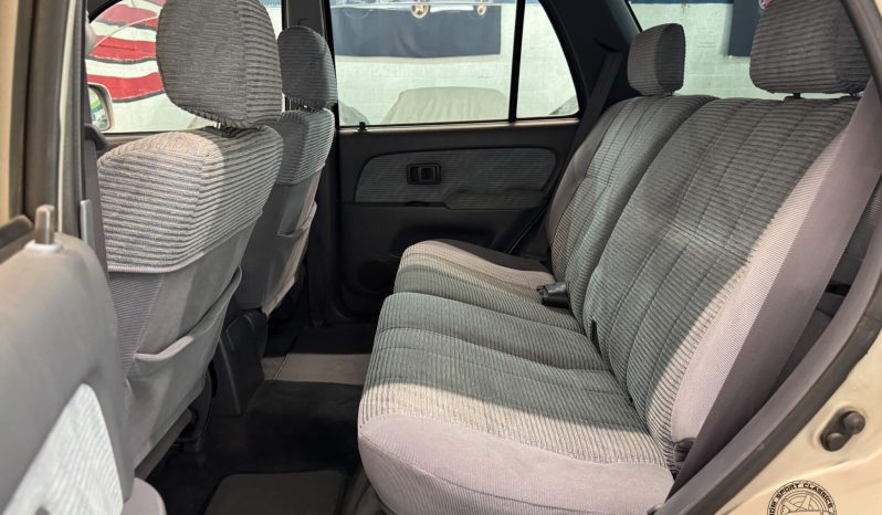 1996 Toyota Hilux Surf SSR-X full