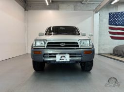 1996 Toyota Hilux Surf SSR-X full
