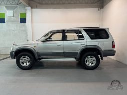 1996 Toyota Hilux Surf SSR-X full