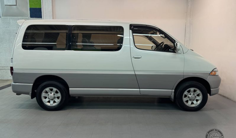 1997 Toyota Granvia 4WD full