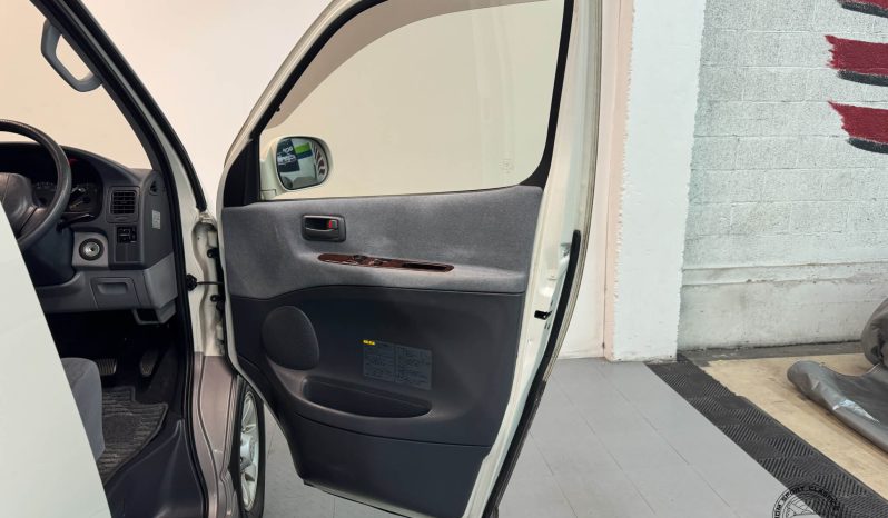 1997 Toyota Granvia 4WD full