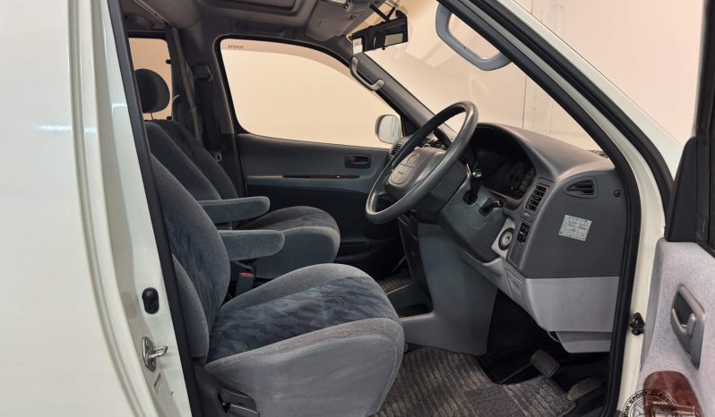 1997 Toyota Granvia 4WD full