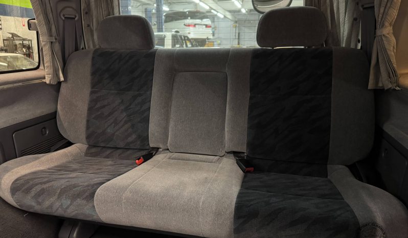 1997 Toyota Granvia 4WD full