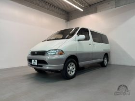 1997 Toyota Granvia 4WD