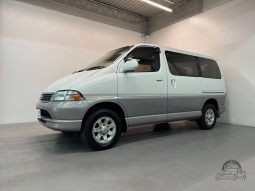 1997 Toyota Granvia 4WD full