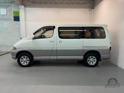 1997 Toyota Granvia 4WD full