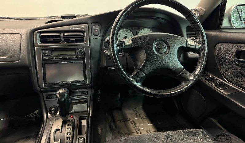 1998 Nissan Stagea RS Four V full