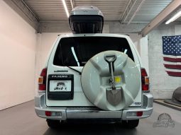 2000 Mitsubishi Pajero Super Exceed DI full