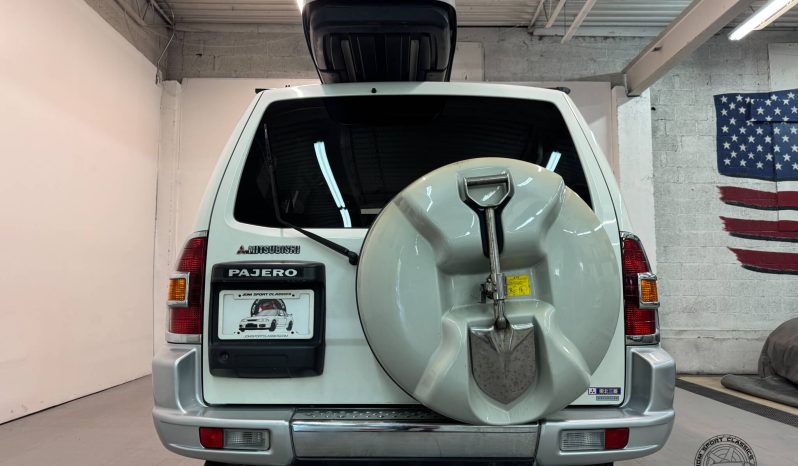 2000 Mitsubishi Pajero Super Exceed DI full