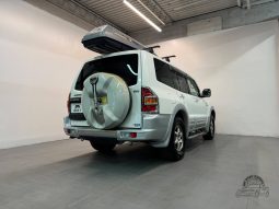2000 Mitsubishi Pajero Super Exceed DI full