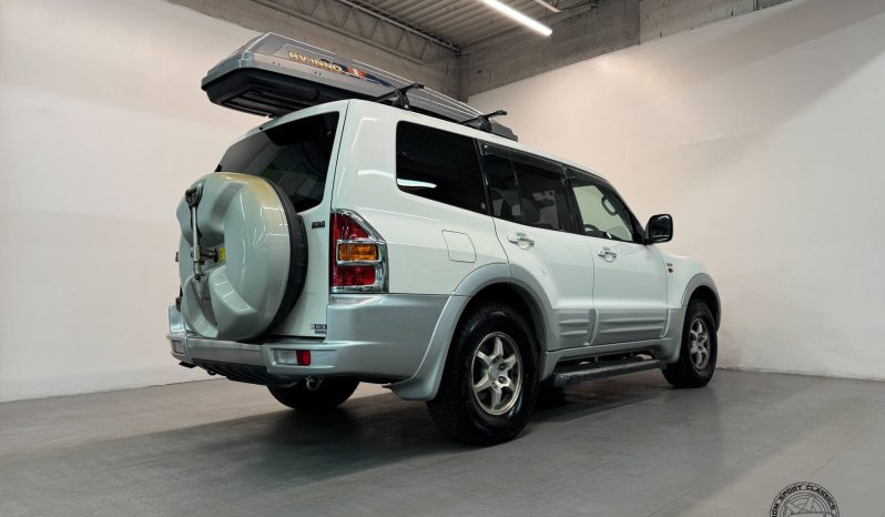 2000 Mitsubishi Pajero Super Exceed DI full