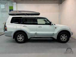 2000 Mitsubishi Pajero Super Exceed DI full