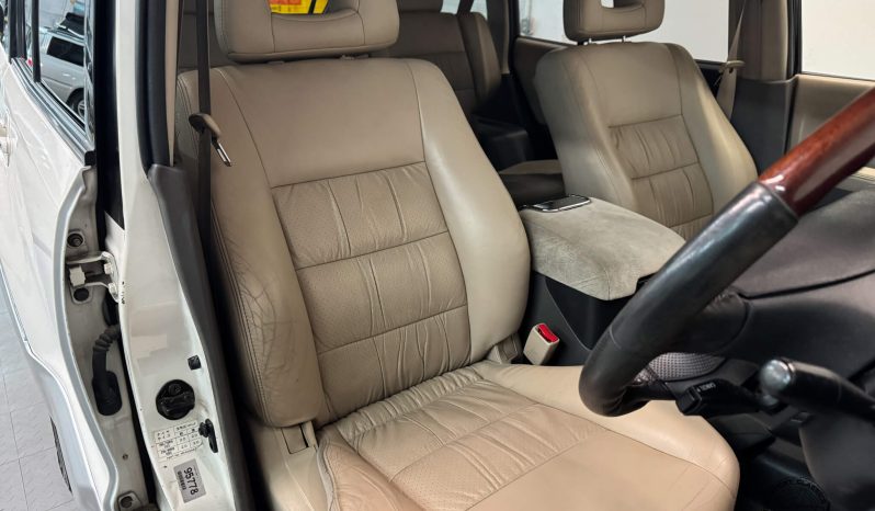 2000 Mitsubishi Pajero Super Exceed DI full