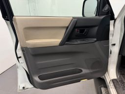 2000 Mitsubishi Pajero Super Exceed DI full