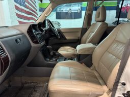 2000 Mitsubishi Pajero Super Exceed DI full