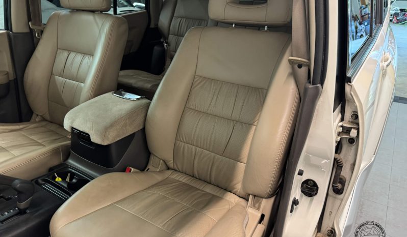 2000 Mitsubishi Pajero Super Exceed DI full