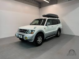 2000 Mitsubishi Pajero Super Exceed DI full