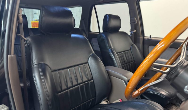 1998 Toyota Hilux Surf SSR-G VZN185 full