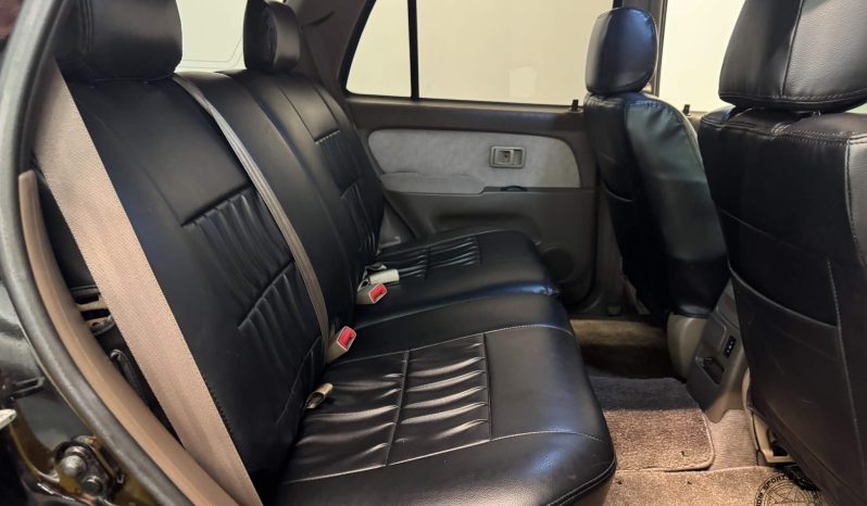 1998 Toyota Hilux Surf SSR-G VZN185 full