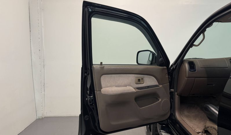 1998 Toyota Hilux Surf SSR-G VZN185 full