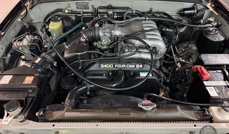 1998 Toyota Hilux Surf SSR-G VZN185 full