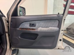 1995 Toyota Hilux Surf SSR-G full