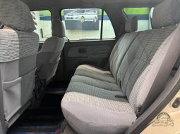 1995 Toyota Hilux Surf SSR-G full
