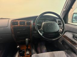 1995 Toyota Hilux Surf SSR-G full