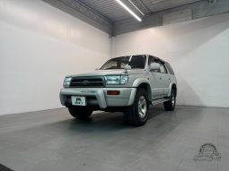 1995 Toyota Hilux Surf SSR-G full